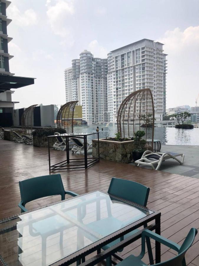Backpackers Cozy Apartment Kl Sentral 쿠알라룸푸르 외부 사진